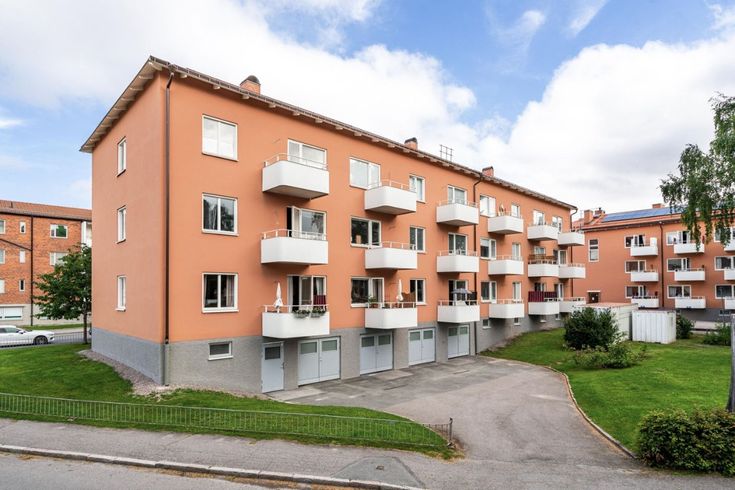 Panelový dům po zateplení